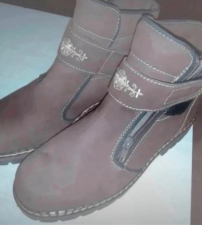 Bottines en peau - photo numéro 2