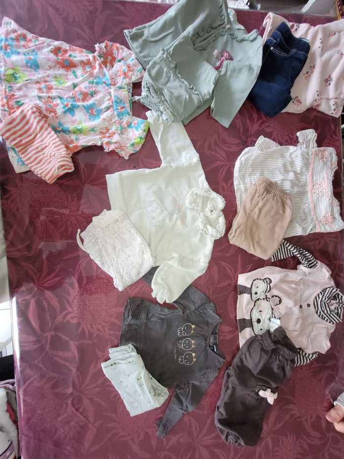 Lot vêtements 6 mois - photo numéro 6