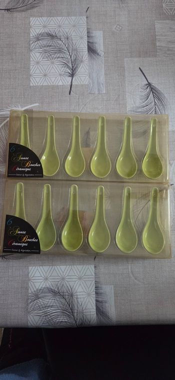 Cuillères amuse amuse bouche céramique 