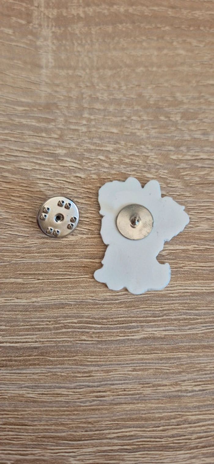 Broche/ pin's chien Yorkshire - photo numéro 3