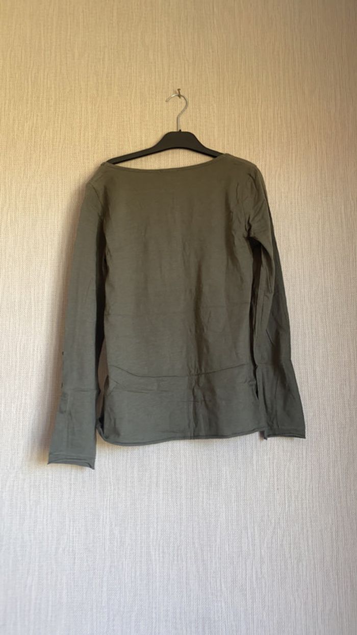T-shirt Taille 38/40 - photo numéro 2
