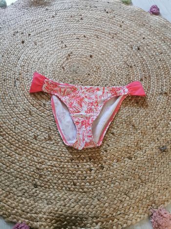 Bas de maillot de bain taille 38