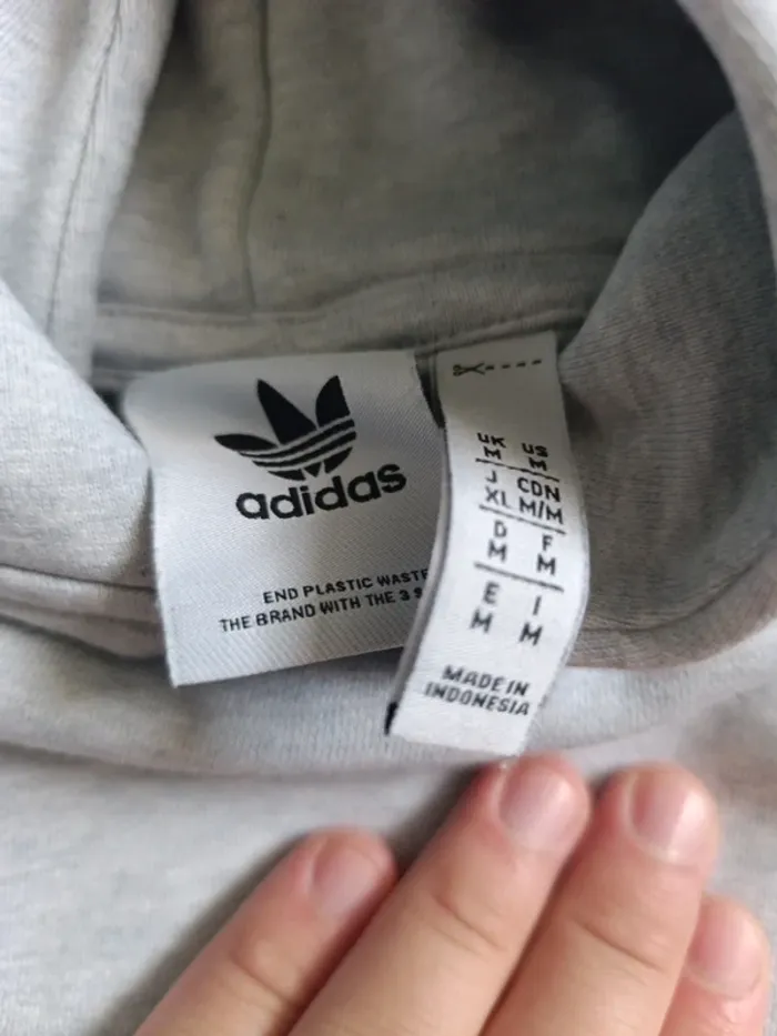 Sweat adidas - photo numéro 3