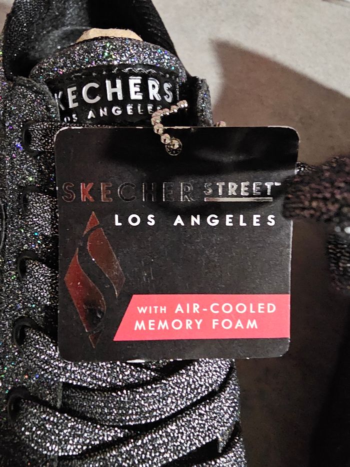 Skechers fille taille 35 - photo numéro 3