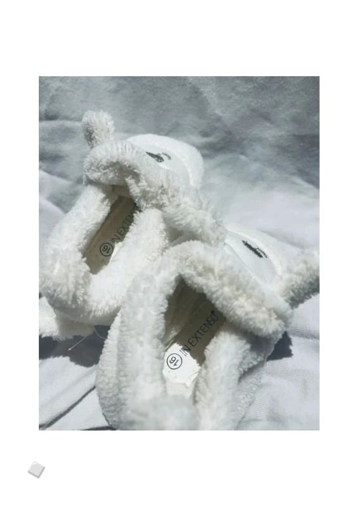 Chaussons mixtes blancs bébé petite souris pointure 16 - photo numéro 4