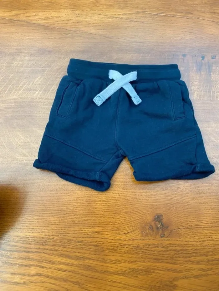 Short bleu marine 9 mois influx