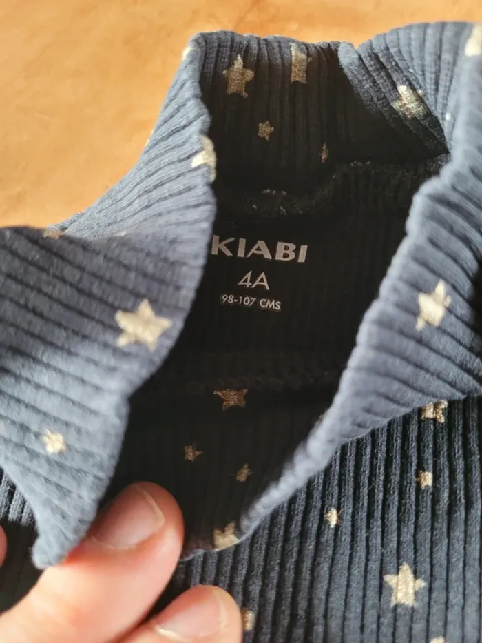 Ensemble short + sous pull 4 ans - photo numéro 3