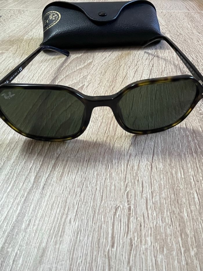 Lunette de soleil ray ban
