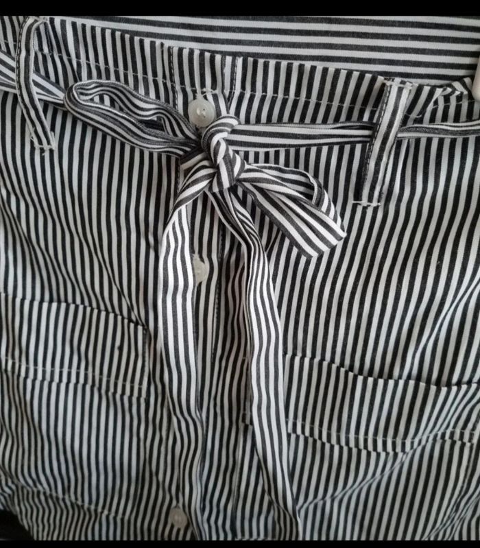Jupe short à rayures 8-10ans - photo numéro 2