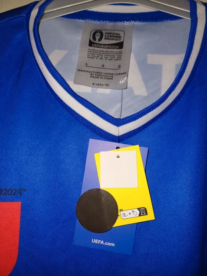 T-shirt Official Licensed Product - photo numéro 3