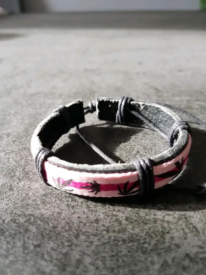Bracelet fantaisie rose neuf - photo numéro 2