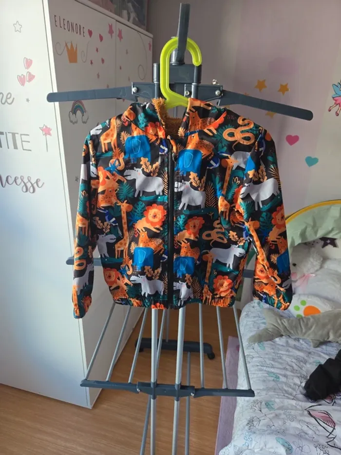 Blouson doubler shein taille 5 ans - photo numéro 2