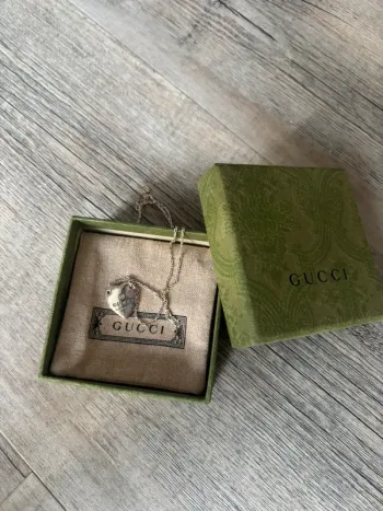 Collier Gucci cœur