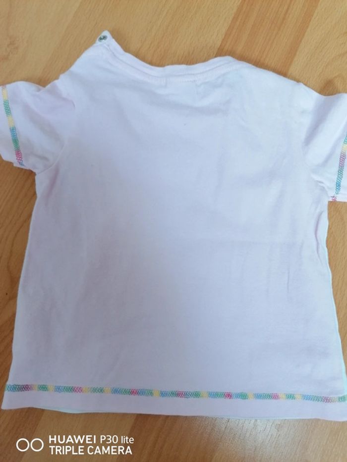 T-shirt blanc et rose 9 mois - photo numéro 8