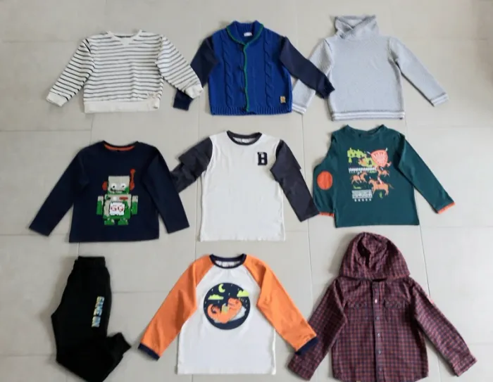 Lotn °4: 9 vêtements garçon 6 ans SM, DPAM