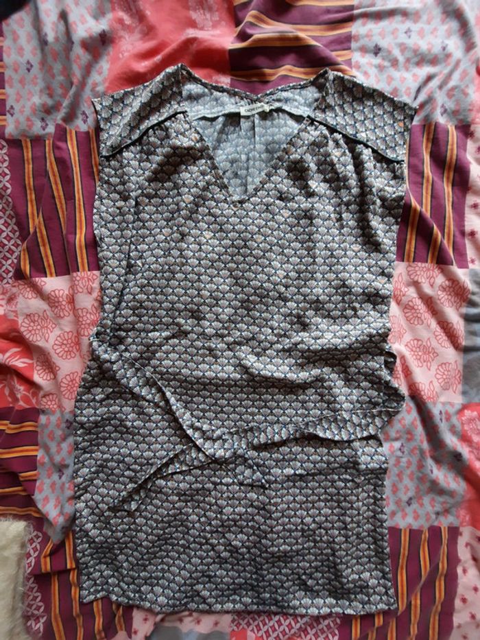 Robe Cache Cache 38