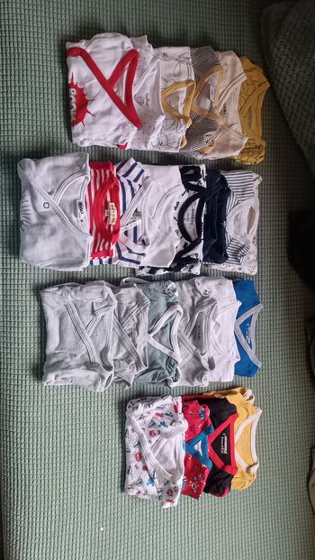 Lot de vêtements complet 1 mois bébé garçon ou fille