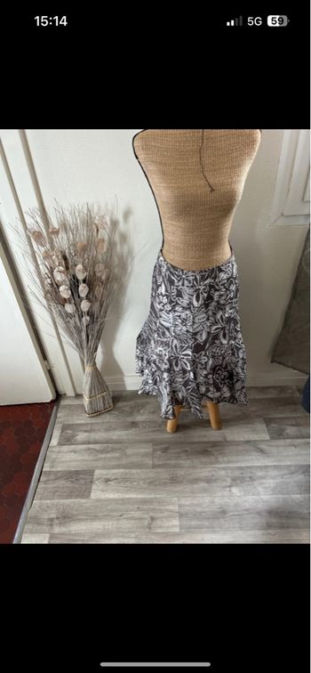 Jupe mi longue fleuri Patrice breal