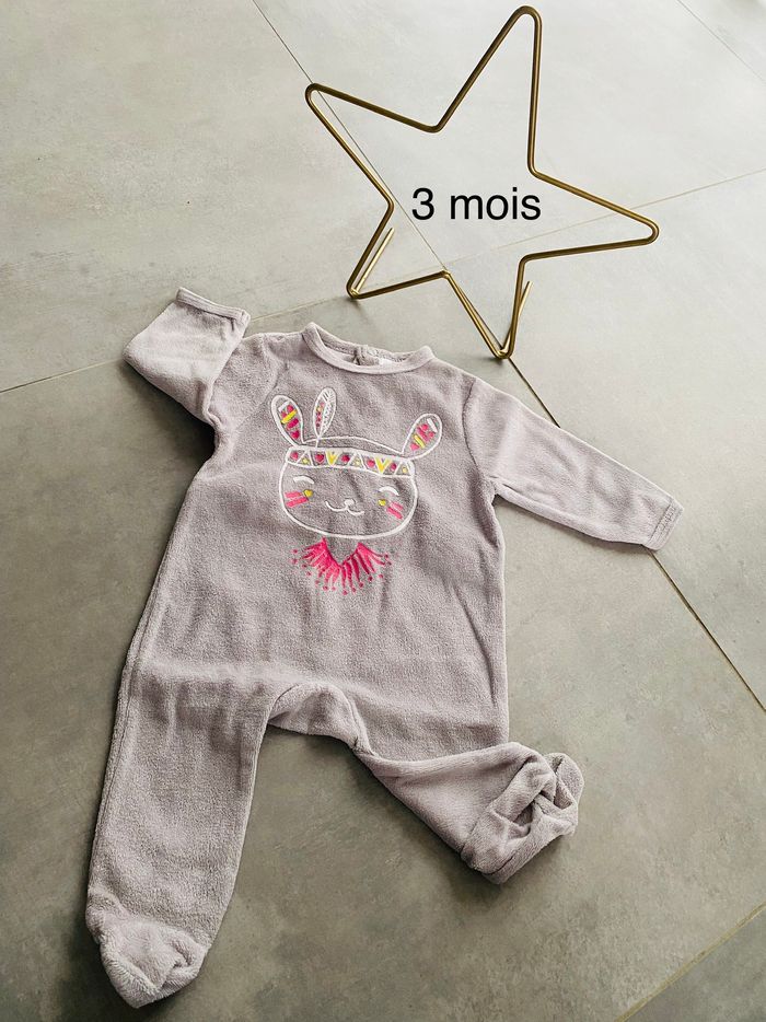 Grenouillère / pyjama indienne gris 3 mois