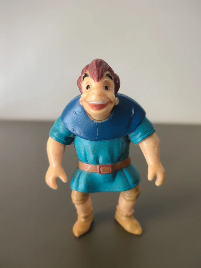 figurine Disney le bossu de notre dame