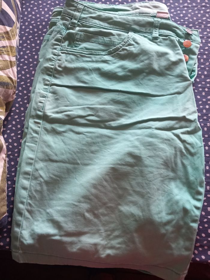 Vds shorts femme - photo numéro 8