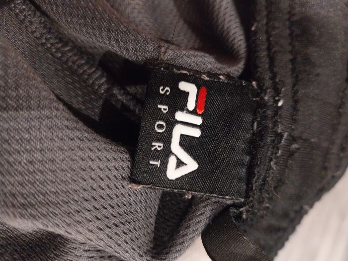 Jogging Fila XL enfant/S en très bon état - photo numéro 4