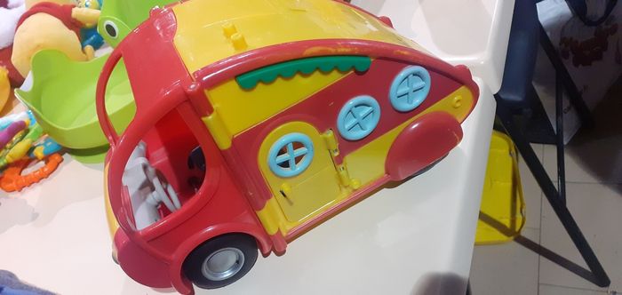 Voiture maison de mickey - photo numéro 3