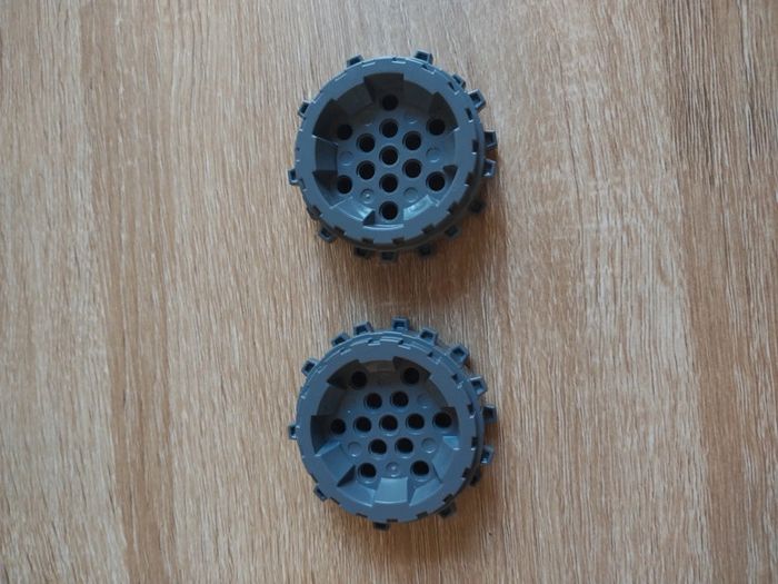 Lego 70745 lot 2 roues grise - photo numéro 4