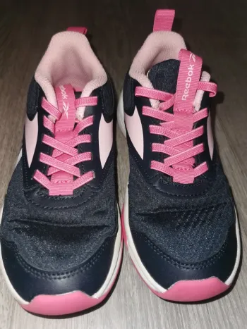 Baskets Reebok fille pointure 31