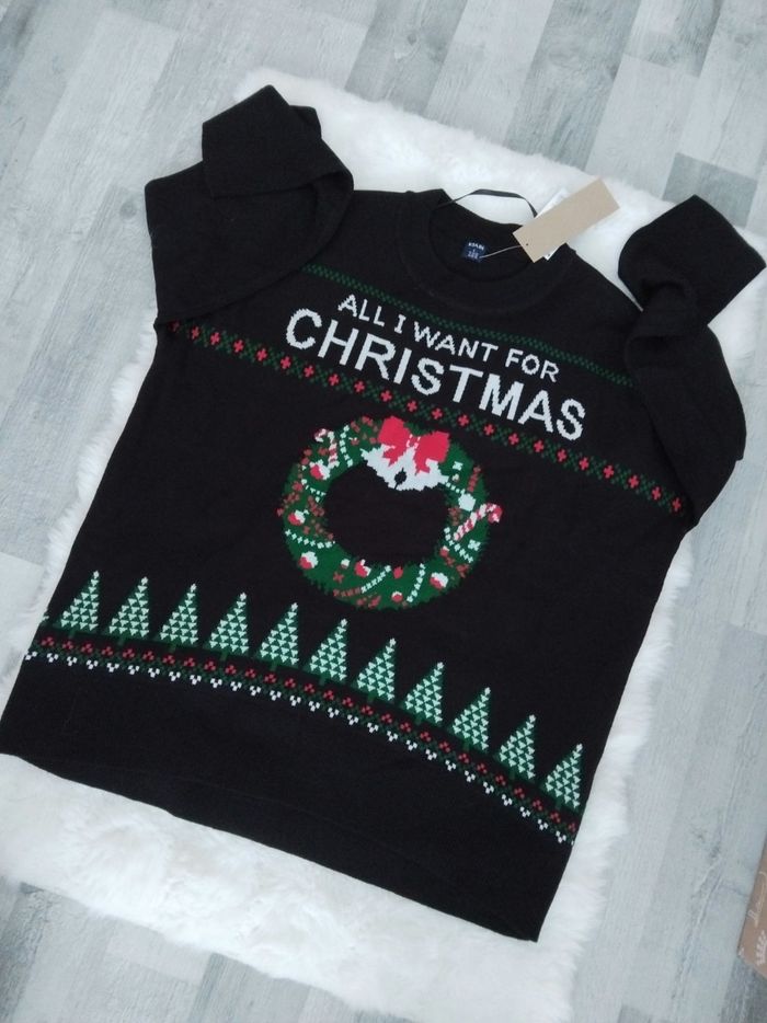 Pull Noël  ,kiabi  neuf avec étiquettes,taille L