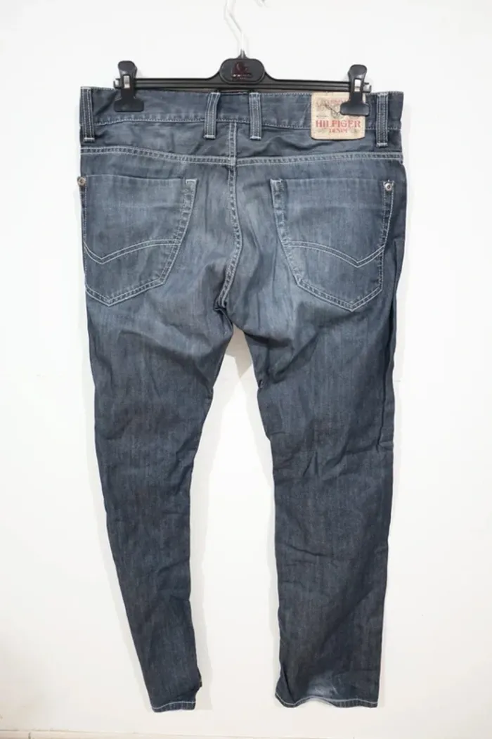 C53 jeans marine Tommy Hilfiger W33 - photo numéro 2