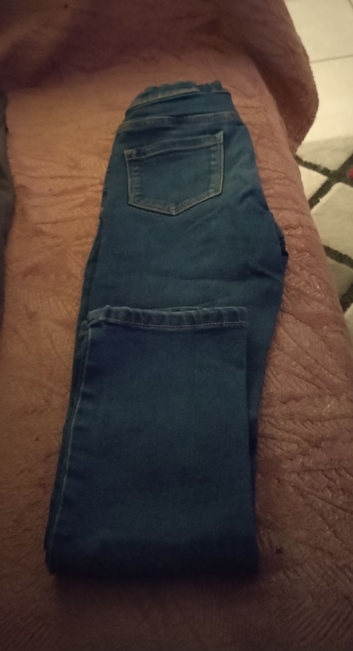 Jeans taille réglable "C&A" 74% coton en très bon état - photo numéro 6