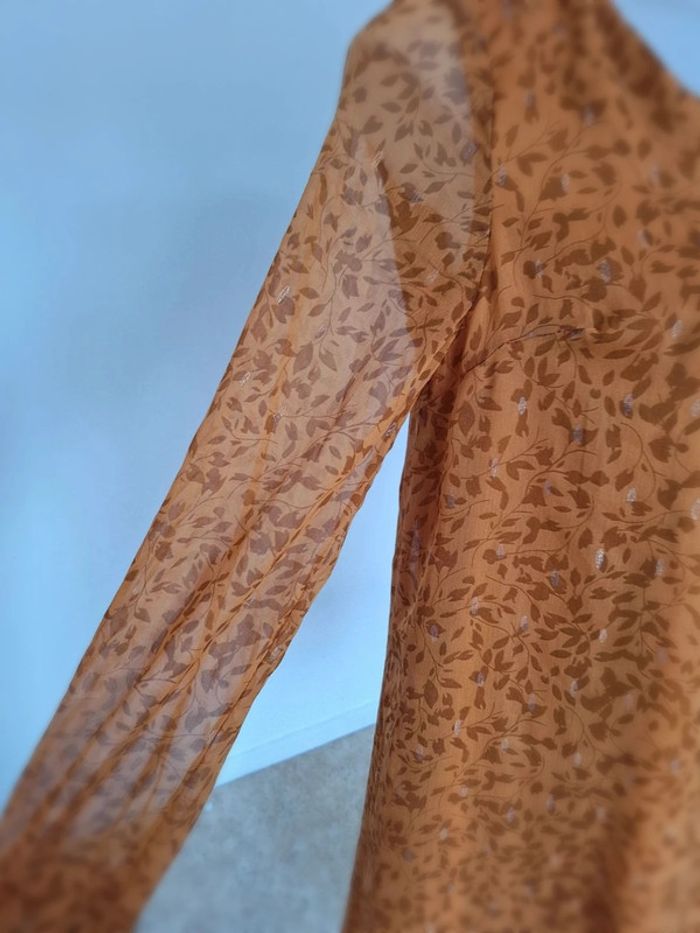 Robe moutarde avec pointe de doré M manche voile - photo numéro 4