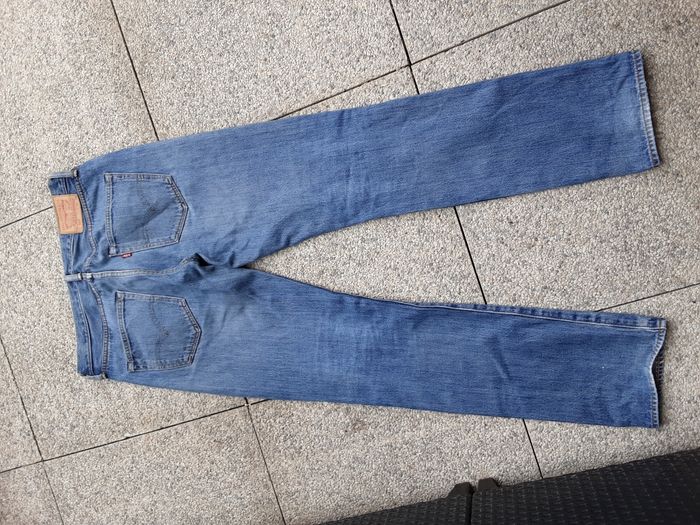 Pantalon jean marque Levi s strauss 501 taille w 32 l 34 fermetures bouton - photo numéro 5