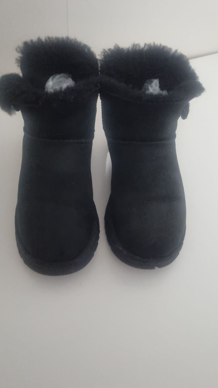 UGG  swarovski - photo numéro 4