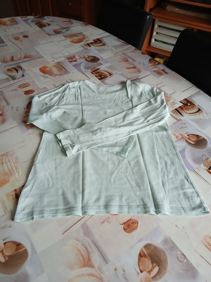 Tee-shirt ML "Kiabi" 12 ans. - photo numéro 4