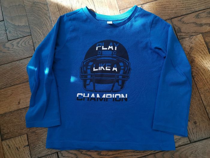 Joli t-shirt garçon 4/5 ans Esprit