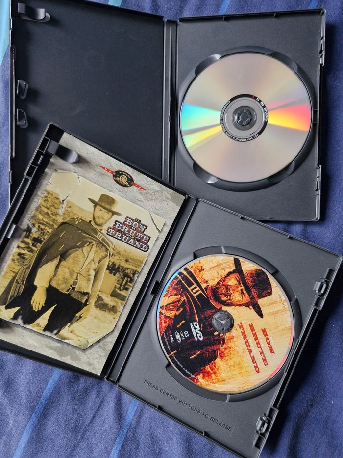 2 westerns avec Clint Eastwood dvd - photo numéro 4