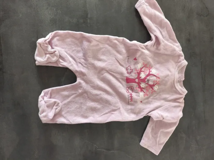 Pyjama rose pâle