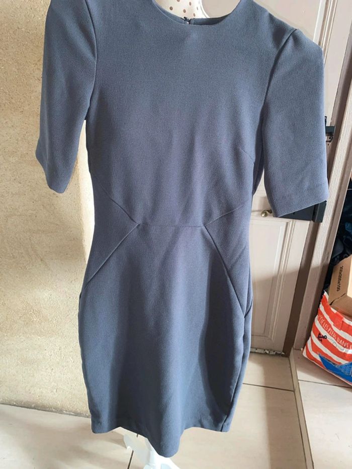 Robe neuve - photo numéro 2