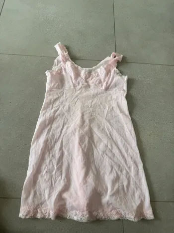 Nuisette rose, taille 40, très bon état