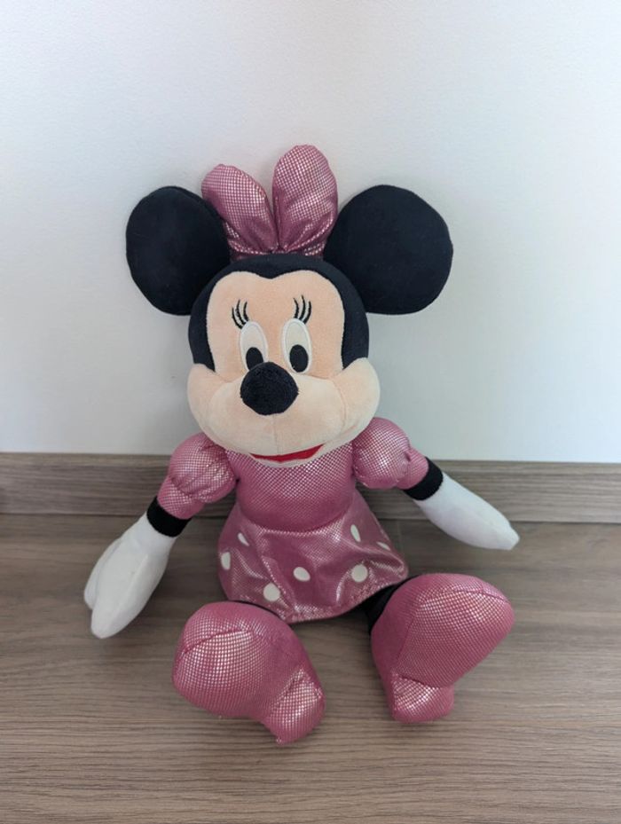 Peluche Minnie Mouse neuve