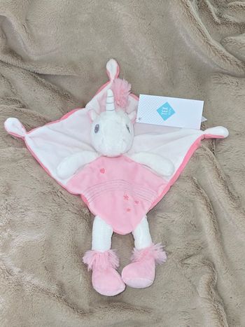 Doudou licorne 