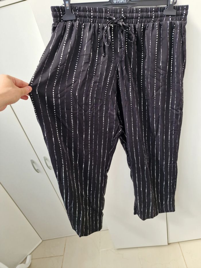 Pantalon Léger Fluide Noir Imprimé Blanc - photo numéro 13