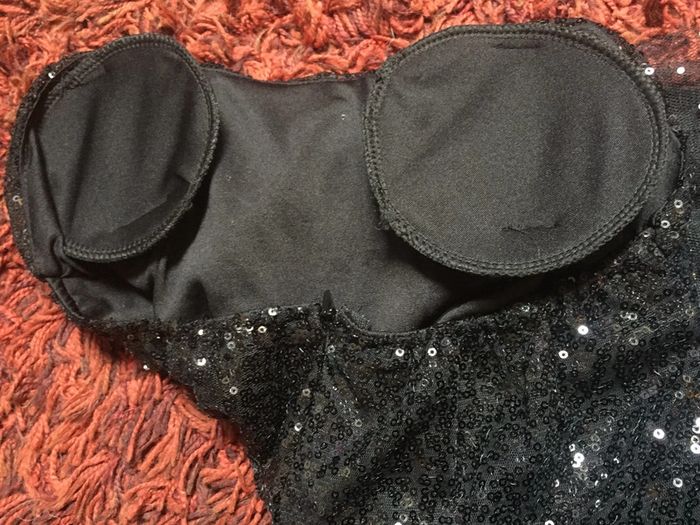 robe de soirée en tulle ornée de strass et sequins - photo numéro 10