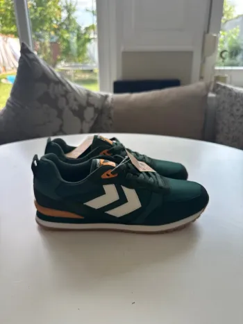 Baskets Hummel Monaco 86 – Taille 42 – Vert & Orange