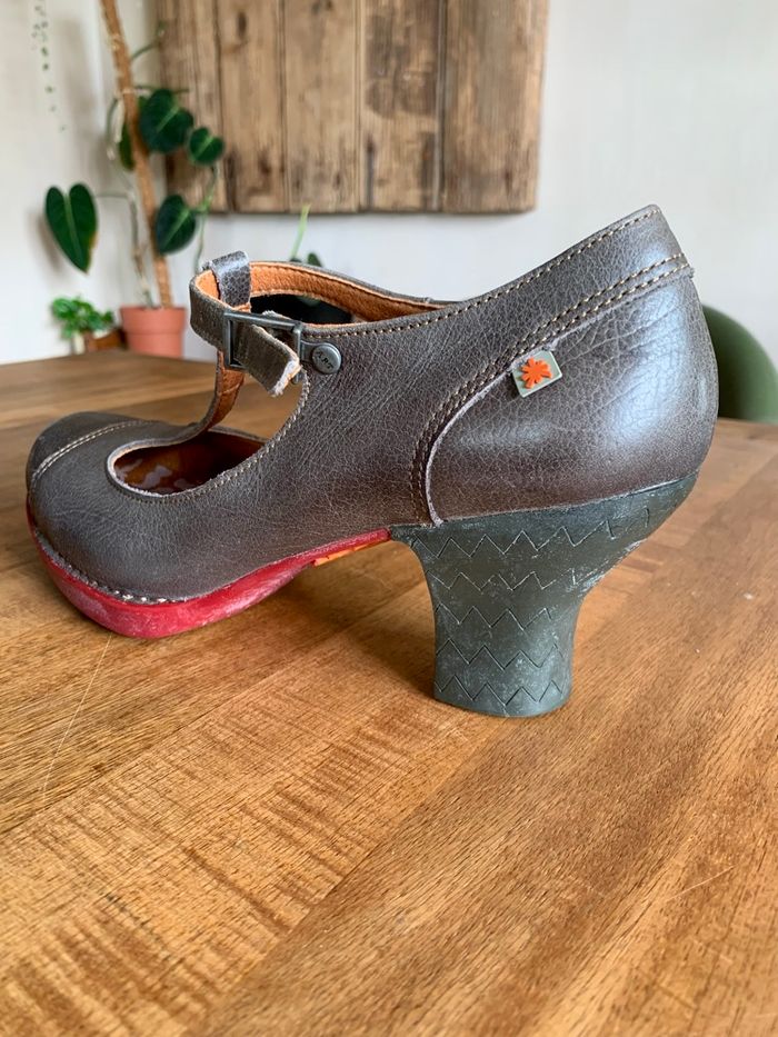 Chaussures Art neuves - photo numéro 2
