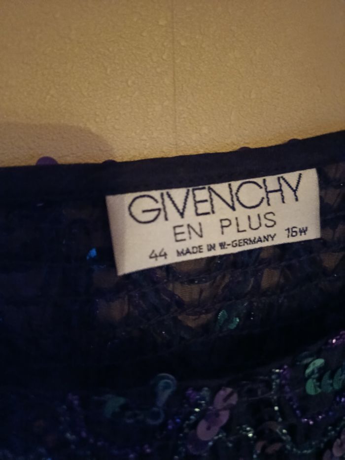 Top Givenchy - photo numéro 5