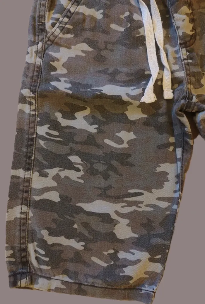 Bermuda taille 9 ans - photo numéro 3