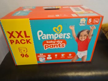 Xxl pack pampers pants taille 5 de 96 couches NEUF